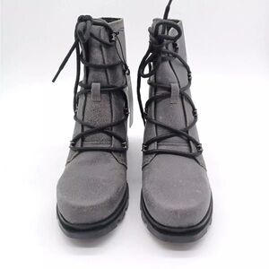 Stylish Gray Women's Boots